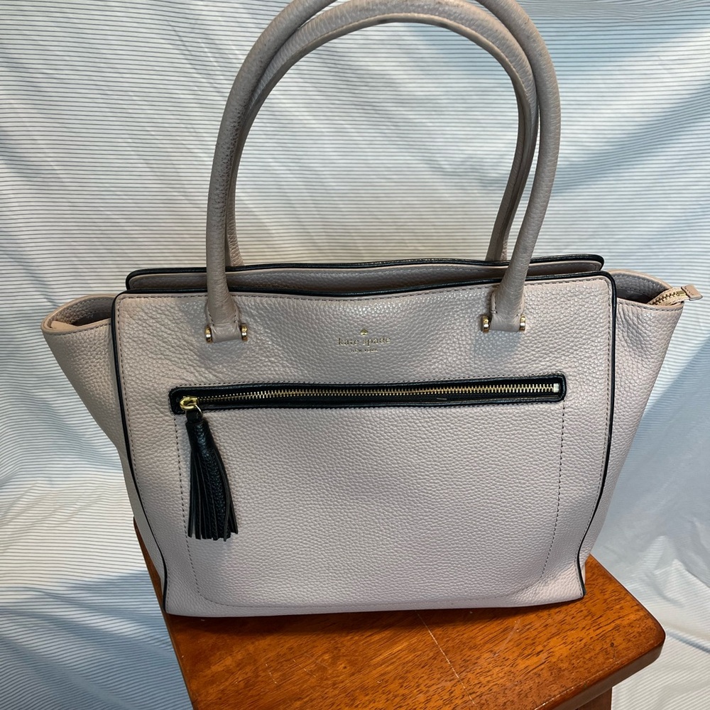 Kate Spade Taupe Tote with Modern Elegance